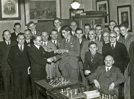 Stockport_and_District_BoysChess__Championship_19472226.jpg